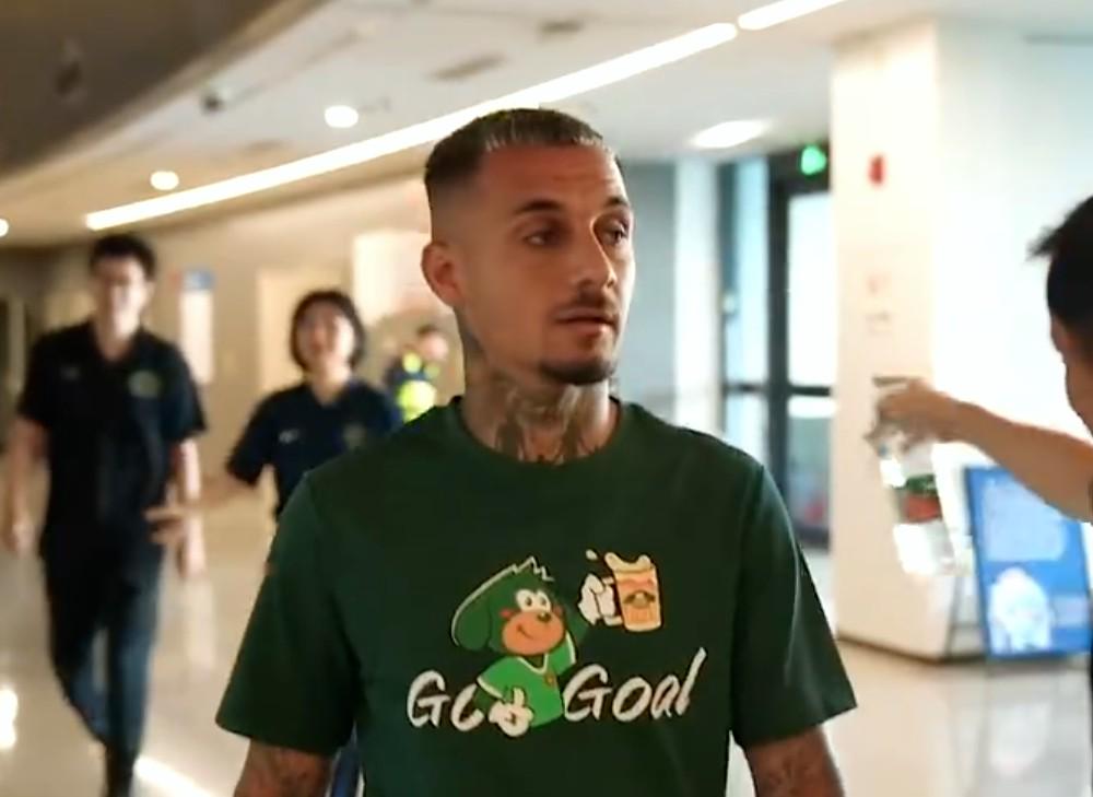 开云体育电脑版-包含强援到队！罗马尼亚国脚米特里策已与浙江FC会合的词条